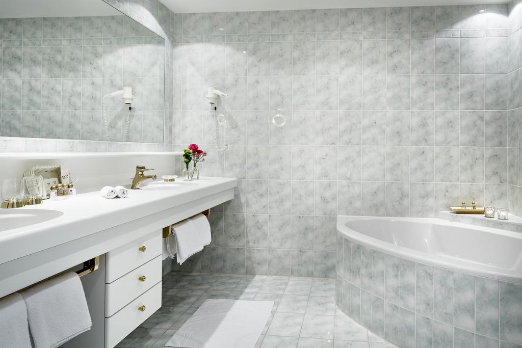 Hotel Hirlanda Zürs Dış mekan fotoğraf