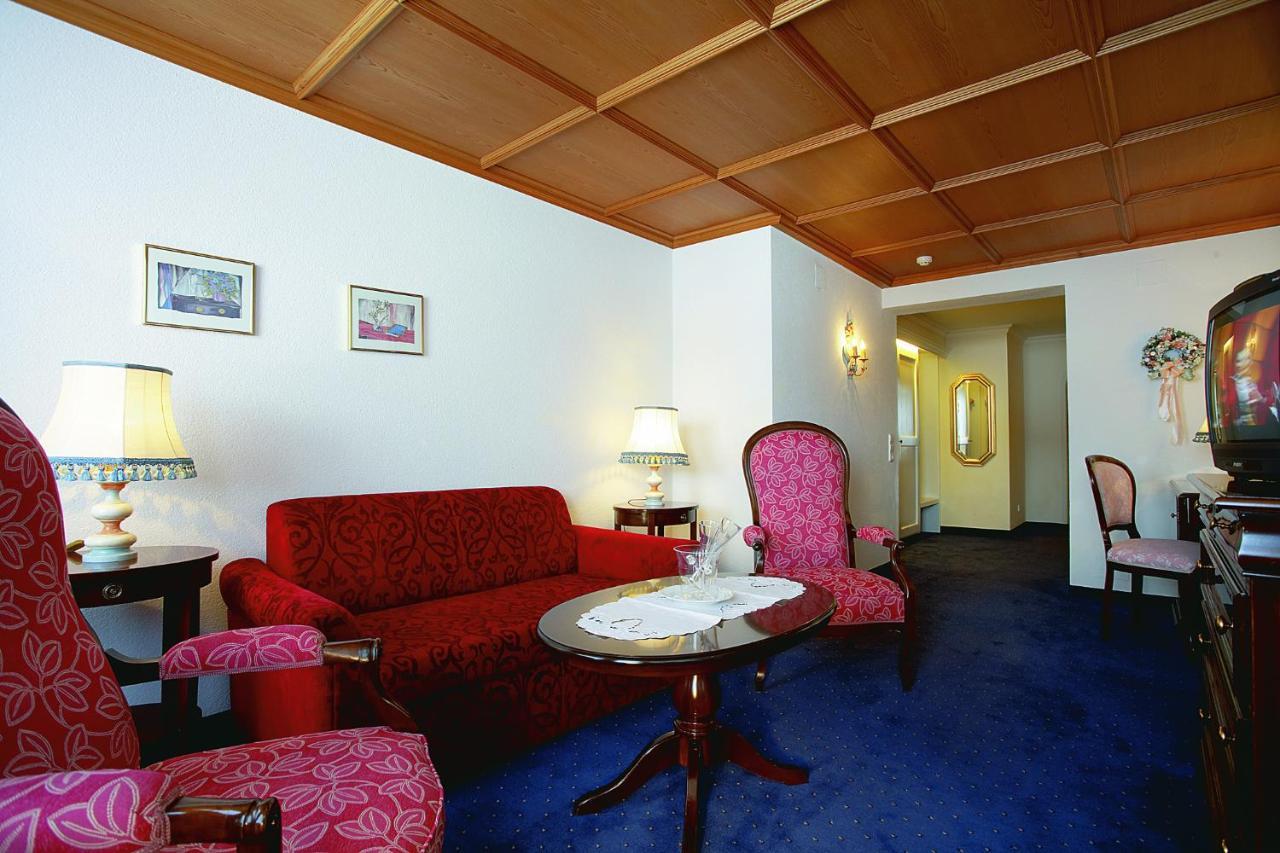Hotel Hirlanda Zürs Oda fotoğraf